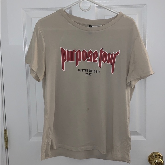 H&M Tops - Justin Bieber purpose tour tee